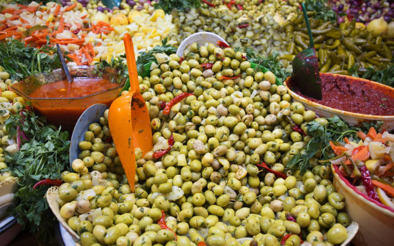 Moroccan Olive Oil Prices Soar Amid Drought and Speculation
