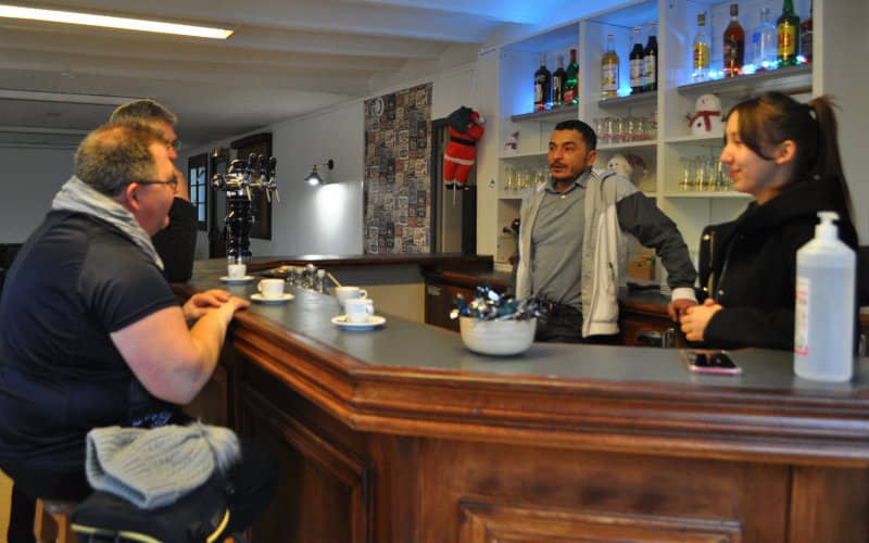 Moroccan-Owned Restaurant in Rural France Closes After Racist Attacks
