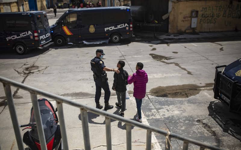 Moroccan Parents Overwhelmingly Prefer Children Stay in Spain Amid Ceuta Migration Crisis