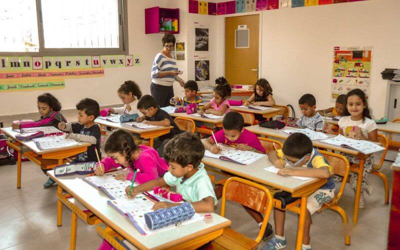 Moroccan Parents Shift to Public Schools Amid Private Tuition Controversy