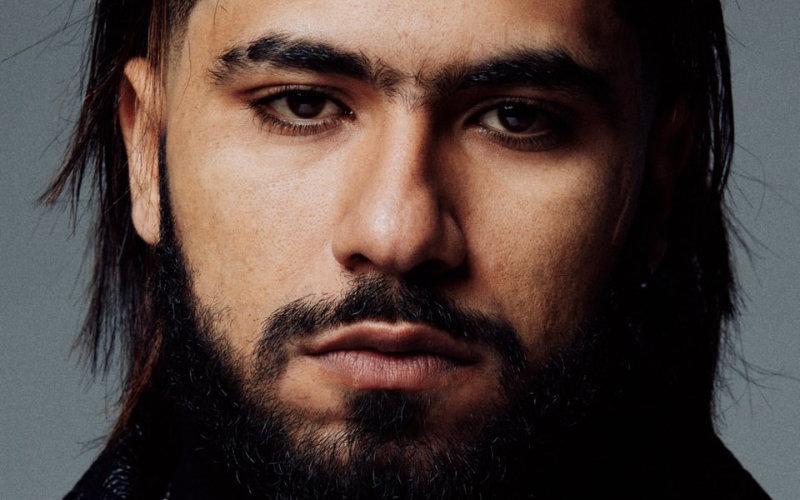 Moroccan Rapper ElGrandeToto Berates Fan Over Soccer Jersey at French Concert