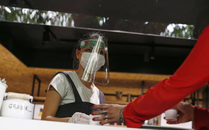 Moroccan Restaurant Owners Slam Mask Fines for Diners in Casablanca