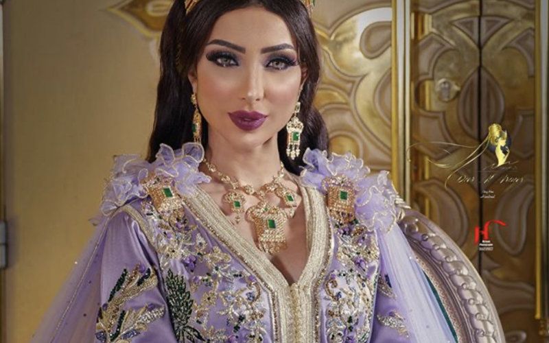 Moroccan Singer Dounia Batma Announces Second Pregnancy