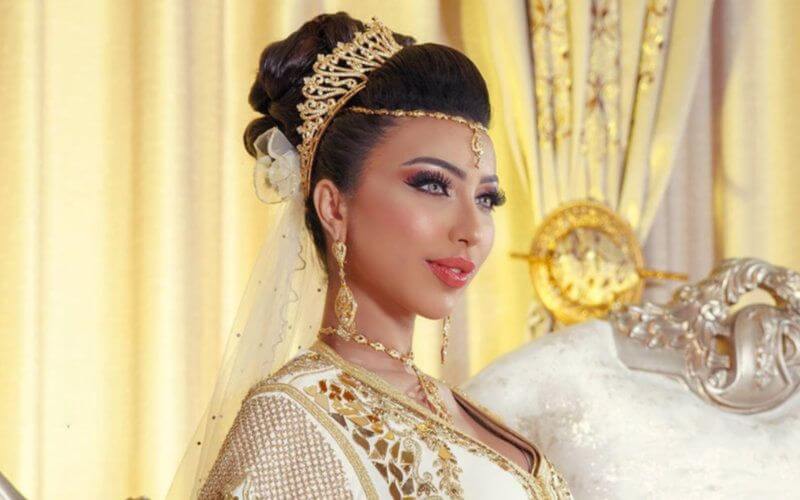Moroccan Singer Dounia Batma Laments Sister's Imprisonment During Eid al-Fitr