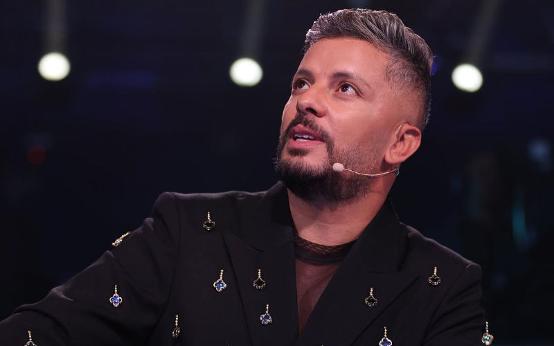 Moroccan Singer Hatim Ammor Reports YouTube Hack Attempt Over Traditional Art in Music Video