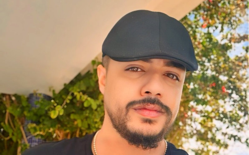 Moroccan Singer Ihab Amir Hints at Leaving Music Amid Religious Controversy