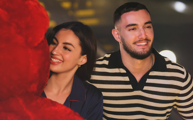 Moroccan Singer Zouhair Bahaoui Tops Charts with Hit Single "Magdar"