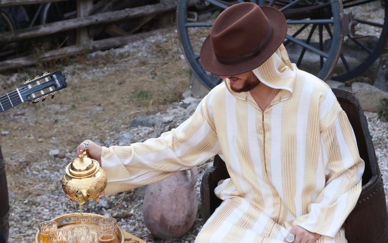 Moroccan Star Saad Lamjarred Sparks Outrage Over Modern Djellaba at Dubai Concert