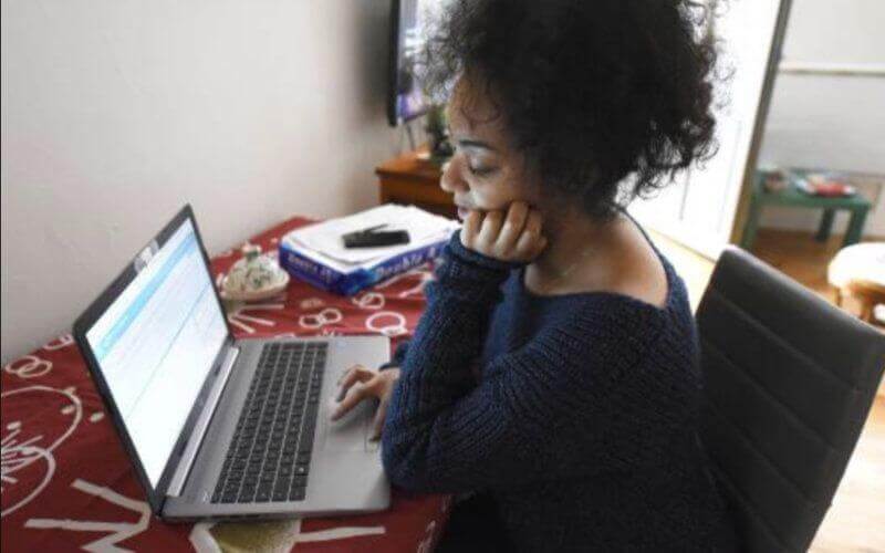 Moroccan Students in France Face Double Burden of Isolation and Worry Amid Pandemic