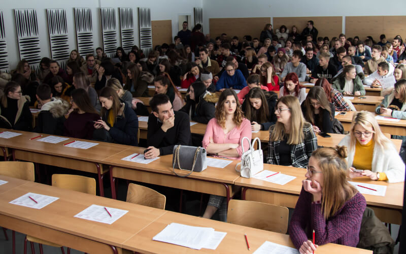Moroccan Students Warn of Fraudulent Medical School Admissions Schemes in Ukraine