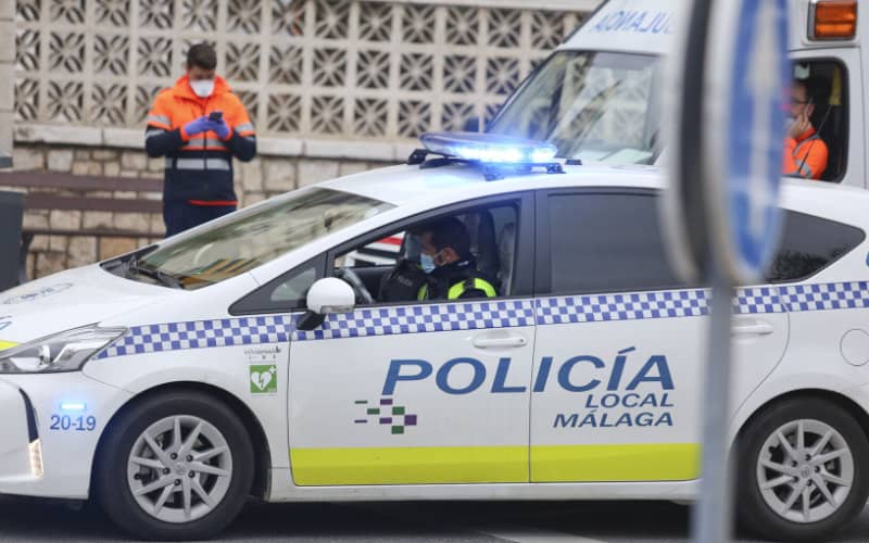 Moroccan Teen Burglar Injured in Balcony Leap After Malaga Home Invasion