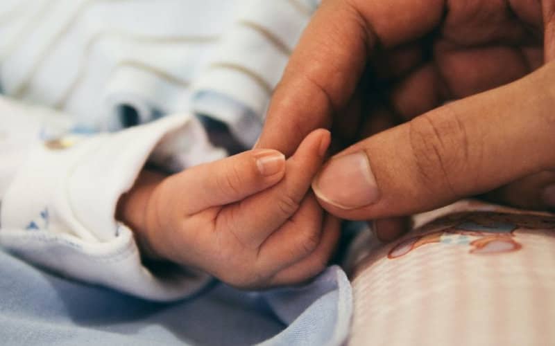 Moroccan Tobacco Firm Introduces Groundbreaking 20-Week Paid Parental Leave