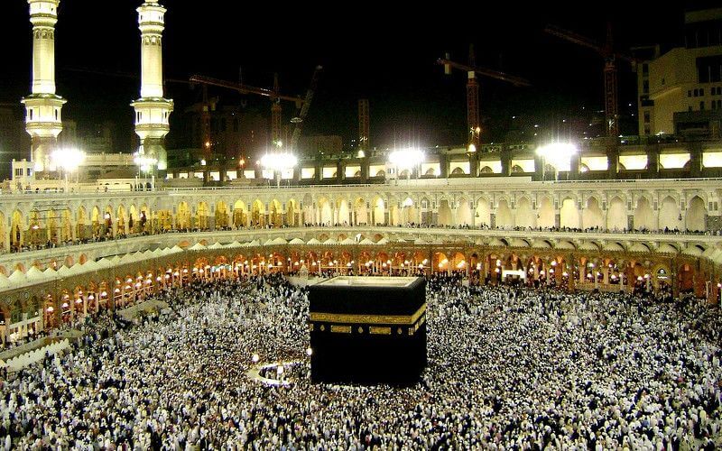 Moroccan Travel Agencies Face Losses as Saudi Arabia Suspends Umrah Pilgrimages