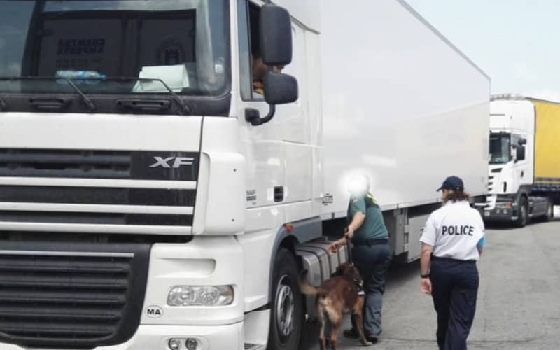 Moroccan Truckers Plan Strike Over Spanish Fuel Restrictions at Border