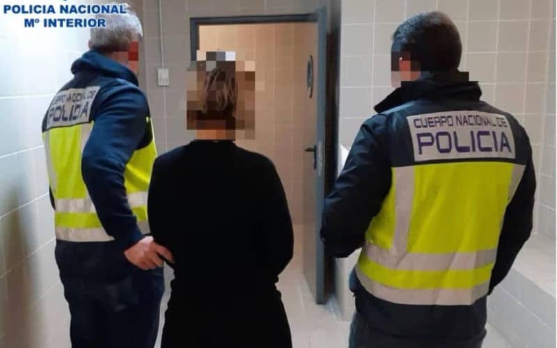 Moroccan Woman Arrested in Spain for €15,000 Social Benefits Fraud While Living in France