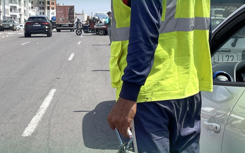 Moroccans Outraged by Illegal Parking Attendants and Soaring Parking Fees