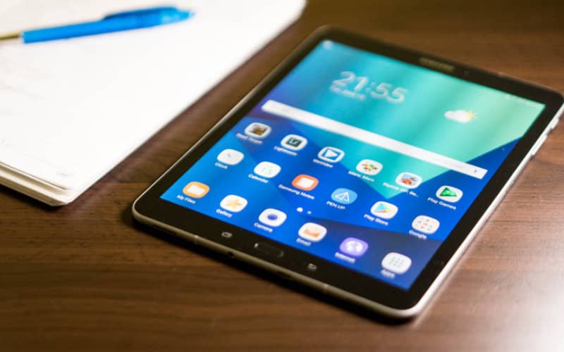 Morocco Approves New Tax on Computers and Tablets to Combat E-Waste