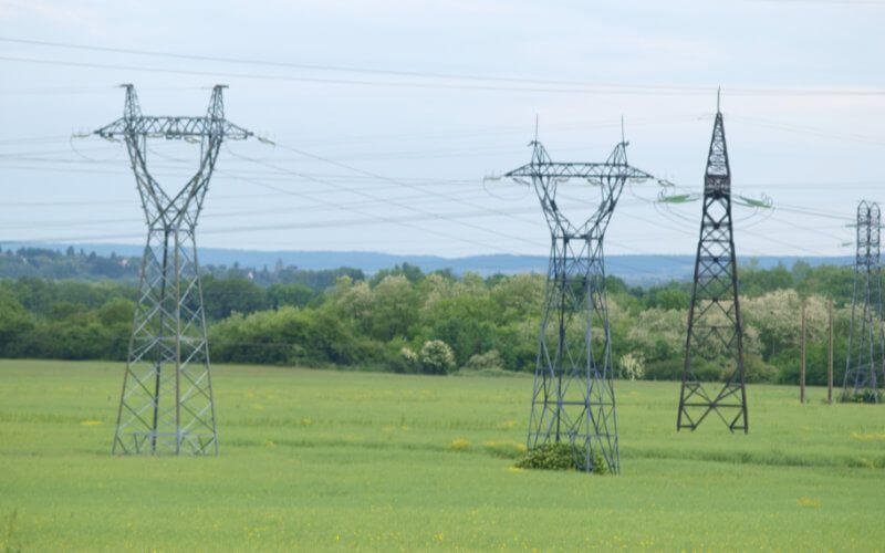 Morocco Begins Exporting Electricity to Spain Amid Energy Transition