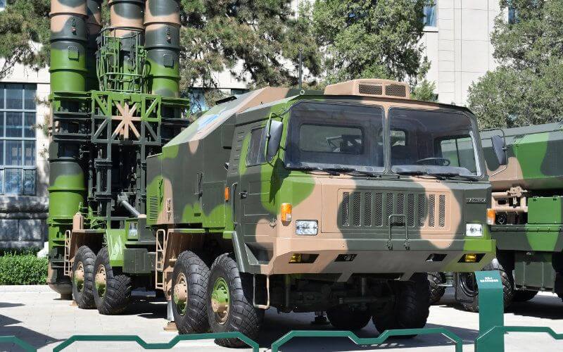 Morocco Bolsters Air Defense with Chinese Missiles and US Apache Helicopters