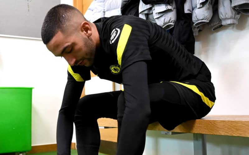 Morocco Coach Reconciles with Mazraoui, Ziyech Return Speculation Grows