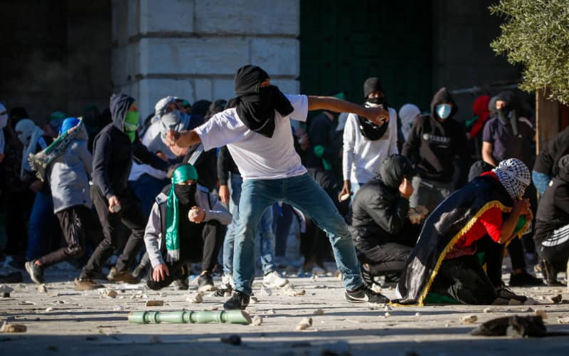 Morocco Condemns Israeli Forces' Ramadan Raid on Al-Aqsa Mosque, Warns of Escalating Tensions
