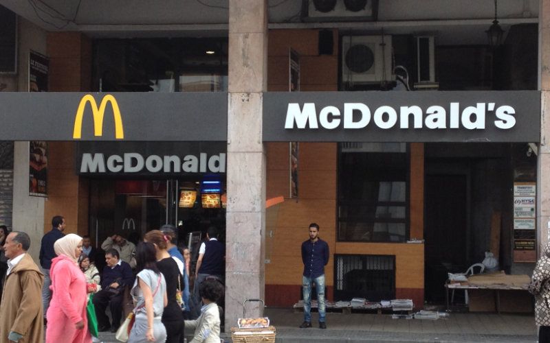 Morocco Eases Lockdown: Franchises and Fast-Food Chains Reopen with Restrictions