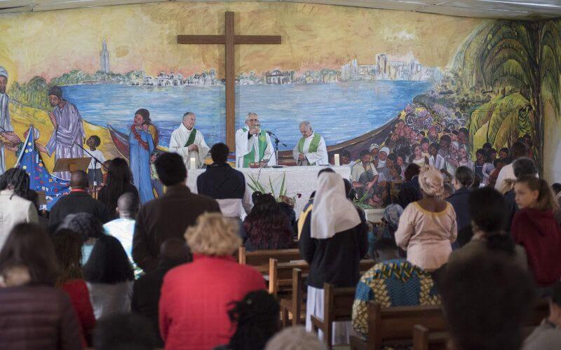 Morocco Hosts Midnight Mass for Christians, Highlighting Religious Coexistence