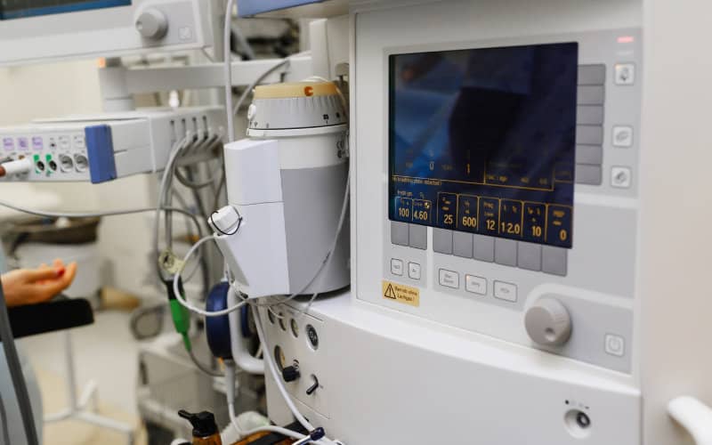 Morocco Ramps Up COVID-19 Response: 16 Million Masks Daily, 93% Industrial Jobs Recovered