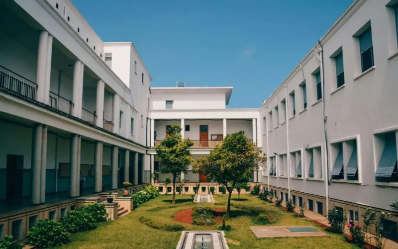 Morocco Real Estate: Construction Delays and Administrative Hurdles