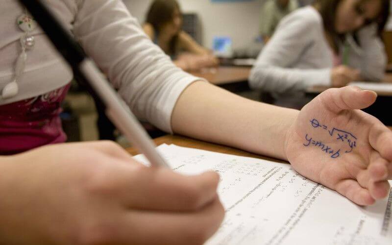 Morocco Reports 30% Drop in Baccalaureate Exam Cheating, High Turnout