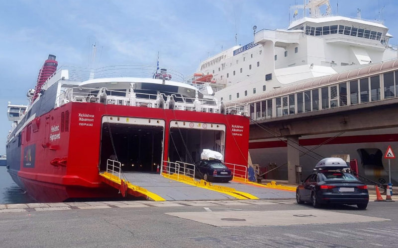 Morocco-Spain Summit Addresses Transit Challenges for Summer Travelers