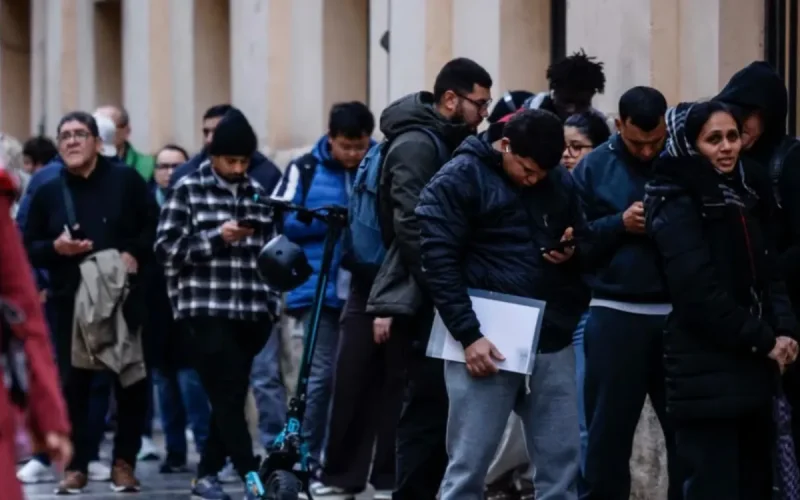 Morocco Speeds Up Documents for Undocumented Migrants in Spain
