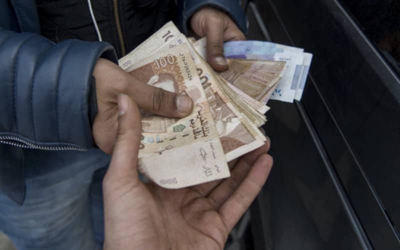 Morocco's Cash Circulation Surges to 319 Billion Dirhams Amid Pandemic, Central Bank Reports