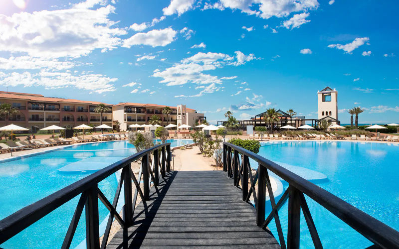 Morocco's Hotel Industry Struggles as Tourists Opt for Apartment Rentals