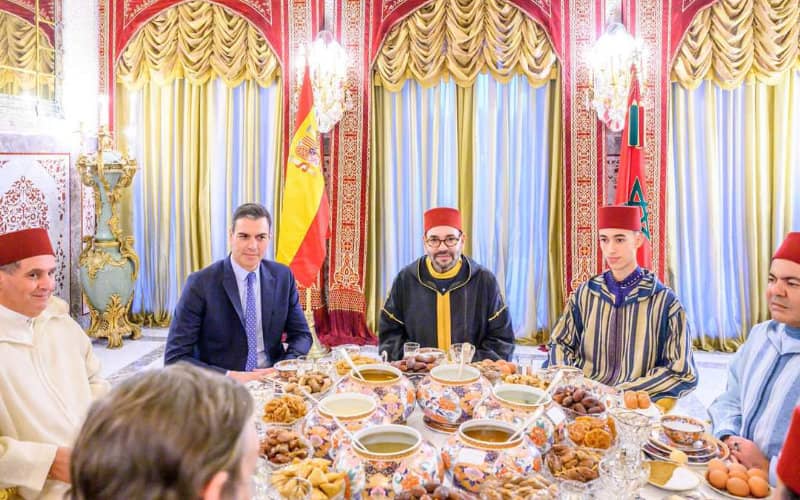 Morocco's King Hosts Ramadan Iftar for Spanish PM Sanchez, Strengthening Diplomatic Ties