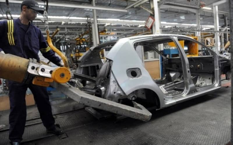 Morocco's Minimum Wage Hike Faces Uncertainty Amid COVID-19 Crisis