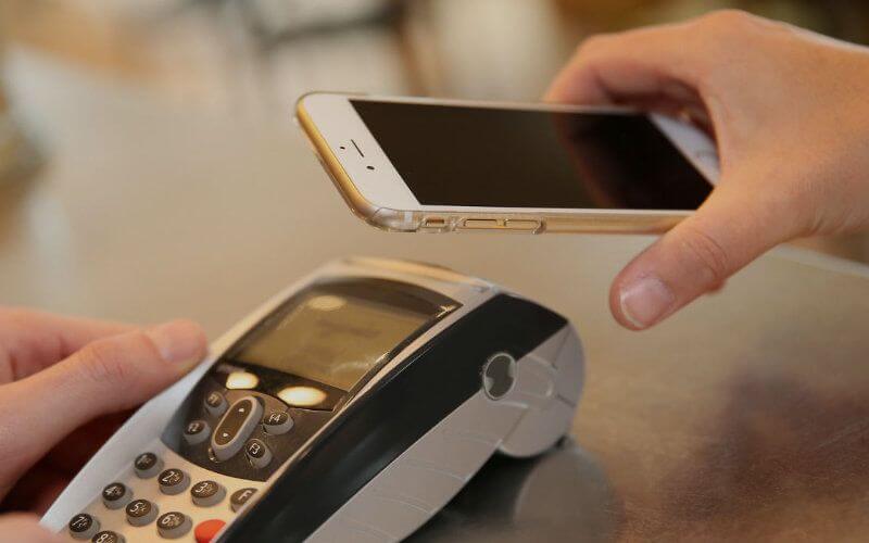 Morocco's Mobile Payment Revolution: Banks Predict 100% Growth in 5 Years