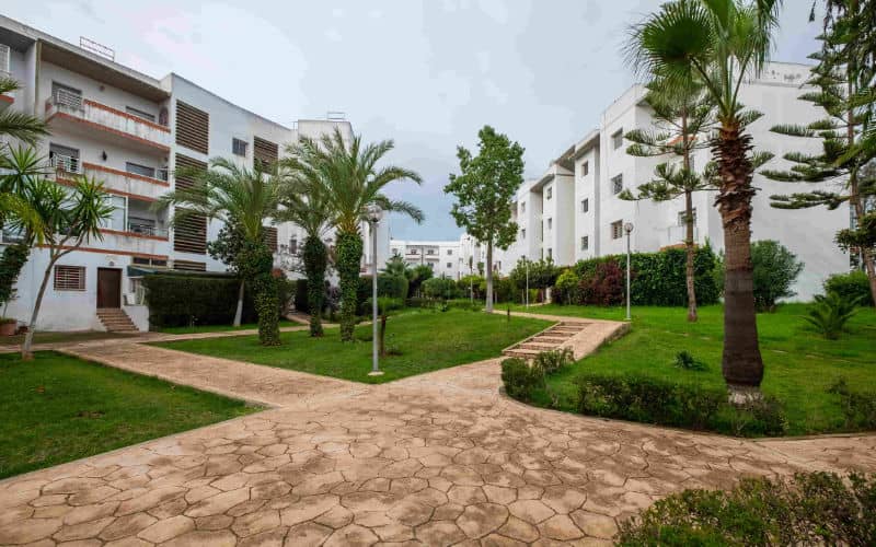 Morocco's Real Estate Sector Slumps as Cement Sales Plummet 9.4%