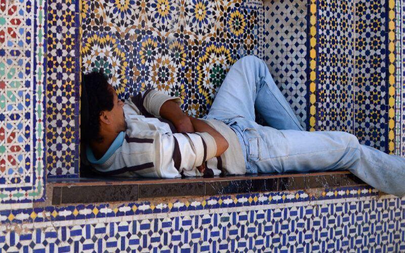 Morocco's Time Change Glitch Causes Confusion on Eid Holiday