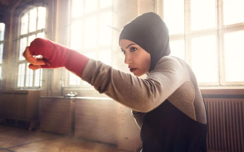 Muslim Boxer Zeina Nassar Aims for Olympic Glory After Hijab Rule Change