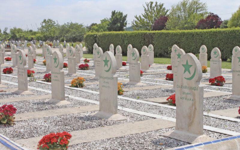 Muslim Council Urges French Mayors to Address COVID-19 Burial Crisis