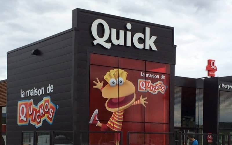 Muslim Family Allegedly Denied Entry at French Fast Food Restaurant
