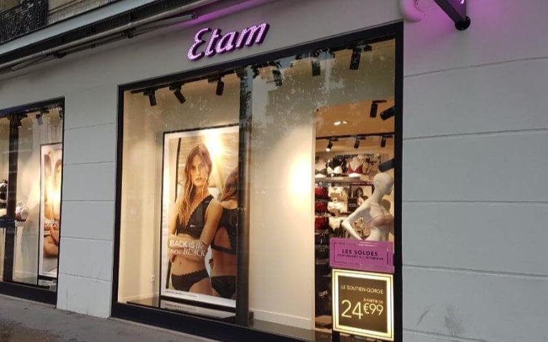 Muslim Student Alleges Discrimination at Etam Store Over Hijab During Job Search