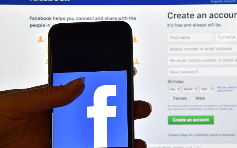 New Facebook Account "Scoop Sidi Slimane" Accused of Blackmail and Defamation in Morocco