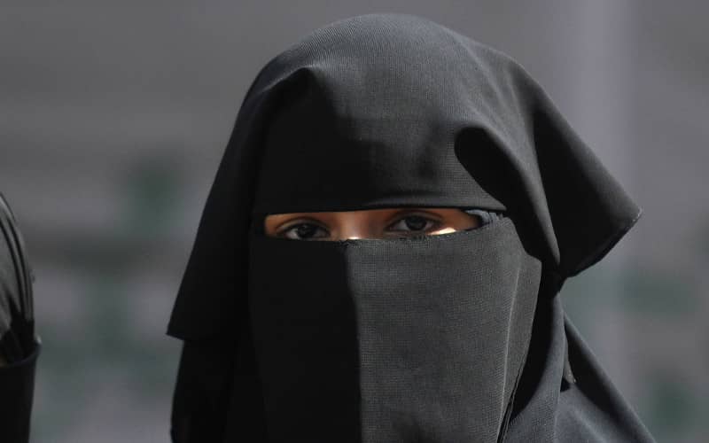 New Study Explores Motivations Behind Full-Face Veil Adoption in France