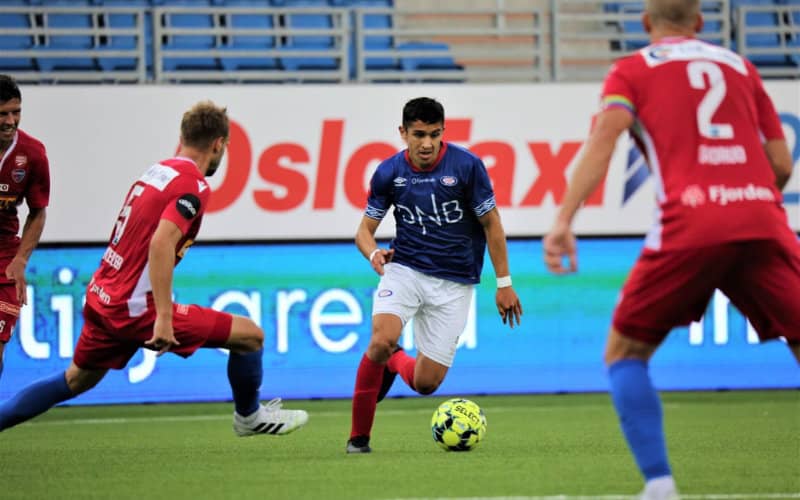 Norwegian-Born Midfielder Osame Sahraoui Weighs National Team Options Between Morocco and Norway