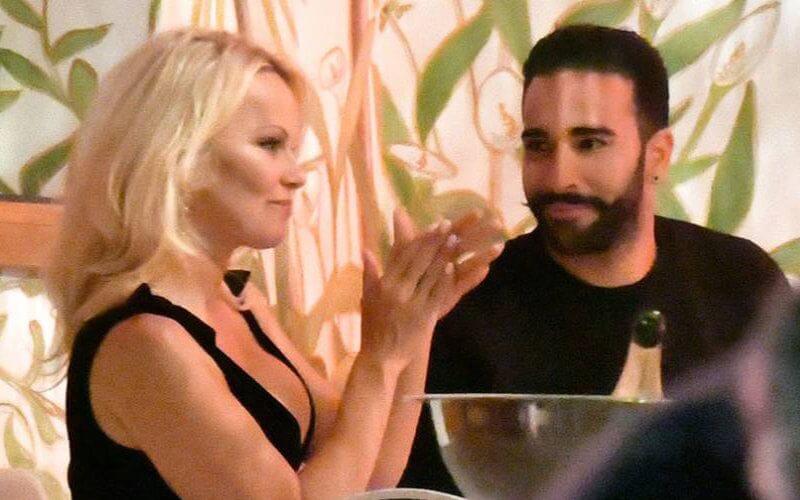 Pamela Anderson Weds Film Producer Jon Peters in Secret Malibu Ceremony