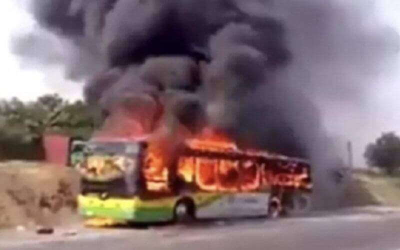 Passenger Bus Catches Fire on Moroccan Highway Near Essaouira, No Injuries Reported