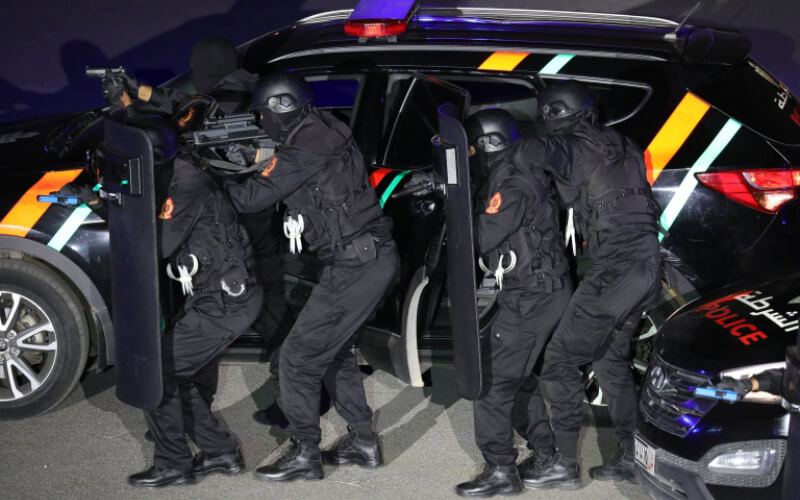 Police Officer Shoots Armed Man Showing Signs of Mental Illness in Boujdour