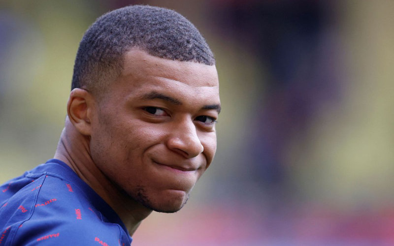PSG Star Mbappé Vacations in Marrakech Amid Transfer Rumors
